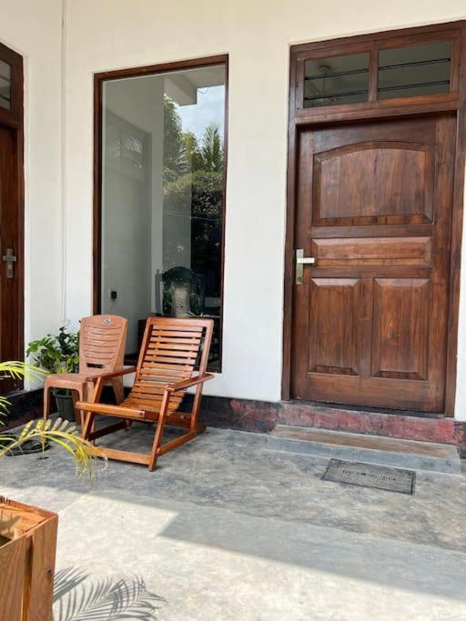 Plantation Inn ウェリガマ エクステリア 写真