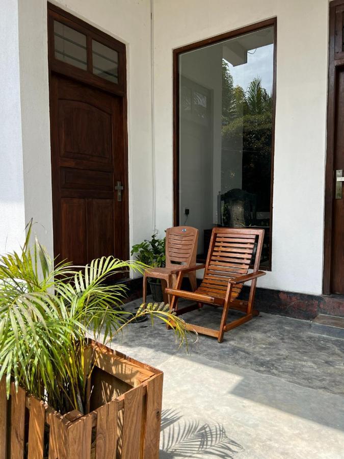 Plantation Inn ウェリガマ エクステリア 写真